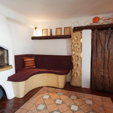 Upstairs - Skylight Apartment Lecce Bagian luar foto