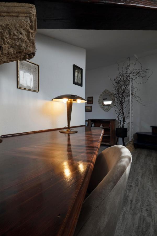 Upstairs - Skylight Apartment Lecce Bagian luar foto